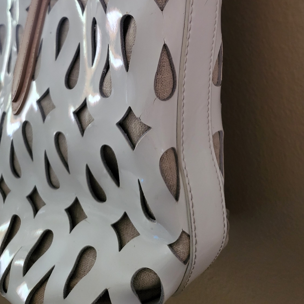 Sondra Roberts Leather Tote Purse - Picture 4 of 14